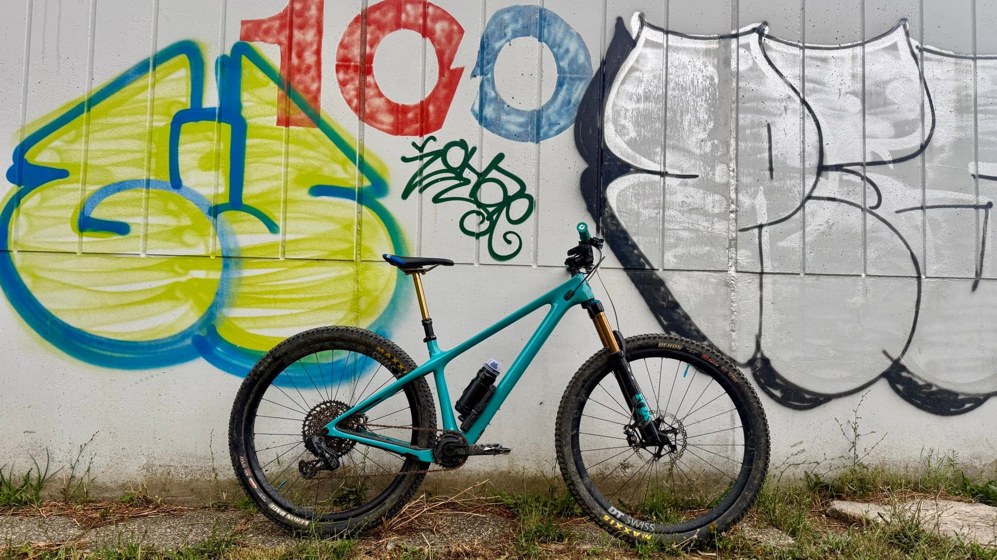 Yeti ARC 2021 trail hardtail in turquoise